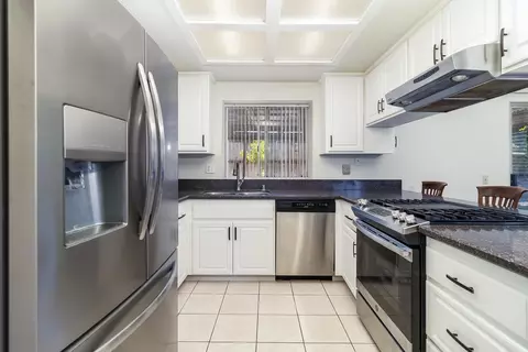 Kitchen - 8636 Atlas View Dr, Santee, CA 92071 photo 3 of 4