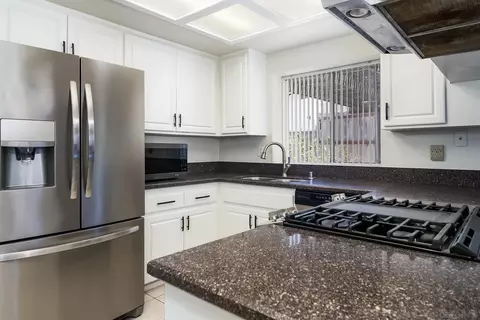 Kitchen - 8636 Atlas View Dr, Santee, CA 92071 photo 2 of 4