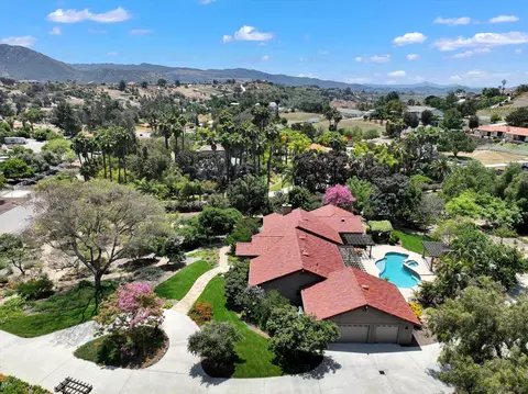 View/Area - 10040 Circa Valle Verde, El Cajon, CA 92021 photo 5 of 5