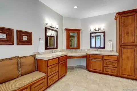 Bath - 10040 Circa Valle Verde, El Cajon, CA 92021 photo 1 of 5
