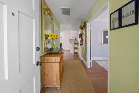 Entry Way - 8539-41 Alpine Ave, La Mesa, CA 91941 photo 1 of 1