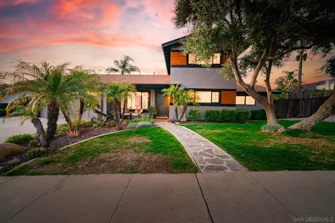 2032 Habero Dr, Escondido, CA 92029