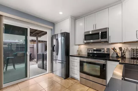 Kitchen - 10321 Carefree Dr, Santee, CA 92071 photo 2 of 5