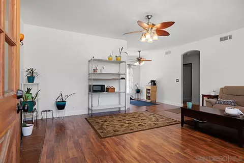 Entry Way - 704 Barsby St, Vista, CA 92084 photo 1 of 2