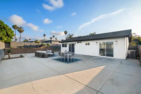 Exterior - 611 Monica Cir, Oceanside, CA 92057 photo 7 of 8