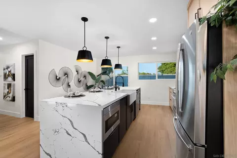 Kitchen - 611 Monica Cir, Oceanside, CA 92057 photo 3 of 4