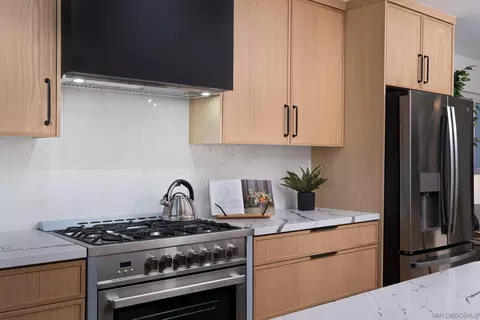 Kitchen - 611 Monica Cir, Oceanside, CA 92057 photo 4 of 4