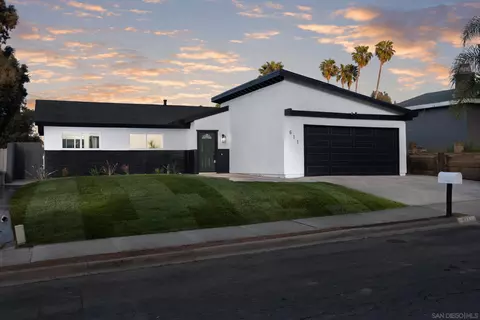 Exterior - 611 Monica Cir, Oceanside, CA 92057 photo 2 of 8