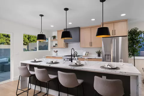 Kitchen - 611 Monica Cir, Oceanside, CA 92057 photo 2 of 4