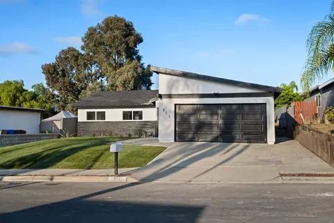 Exterior - 611 Monica Cir, Oceanside, CA 92057 photo 3 of 8