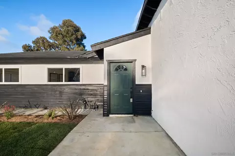 Exterior - 611 Monica Cir, Oceanside, CA 92057 photo 4 of 8
