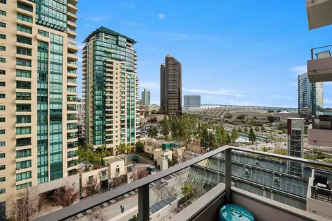 550 Front St #802, San Diego, CA 92101