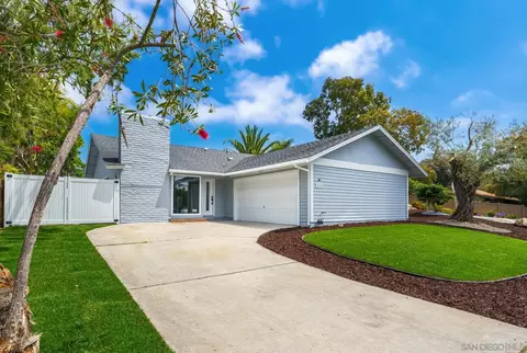 3042 Driscoll, San Diego, CA 92117