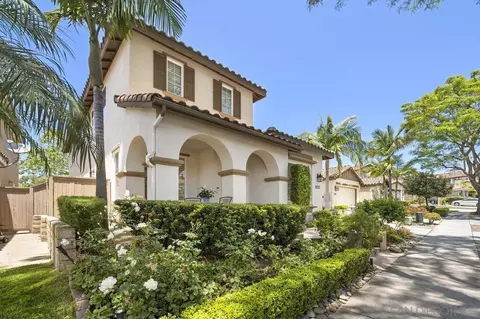 8282 Torrey Gardens Pl, San Diego, CA 92129
