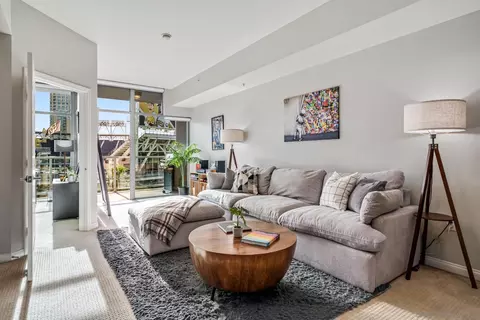 253 10th Ave #623, San Diego, CA 92101