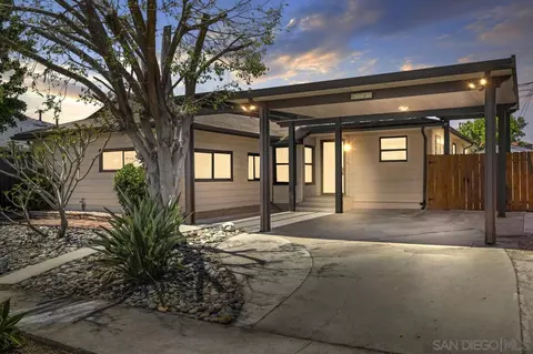 6732 Carthage St, San Diego, CA 92120