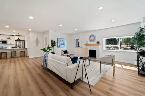 Living - 8622 Sunridge Dr, Santee, CA 92071 photo 2 of 5