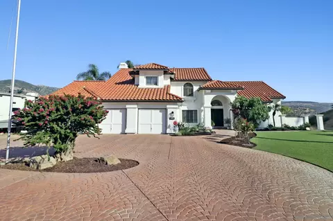 Exterior - 9692 Red Pony Ln, El Cajon, CA 92021 photo 1 of 7