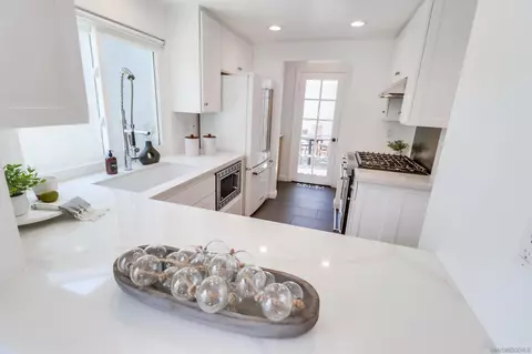 807 Windcrest Dr, Carlsbad, CA 92011 photo 12