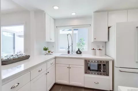 807 Windcrest Dr, Carlsbad, CA 92011 photo 13