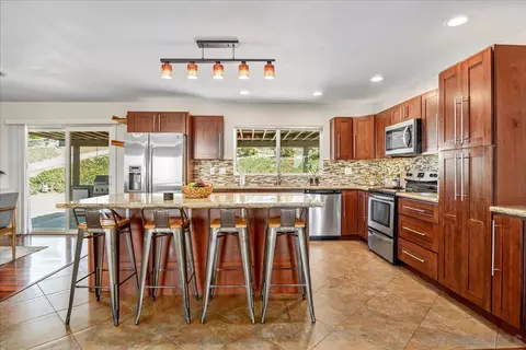 737 La Cresta Blvd, El Cajon, CA 92021 photo 8