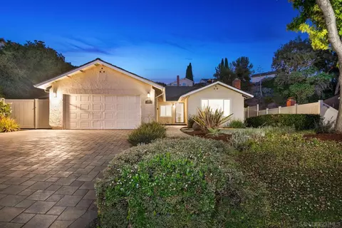 8087 Dicenza Ln, San Diego, CA 92119