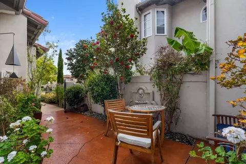 Exterior - 3128 Almahurst Row, La Jolla, CA 92037 photo 3 of 6