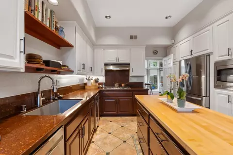 Kitchen - 3128 Almahurst Row, La Jolla, CA 92037 photo 1 of 1