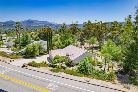 View/Area - 24034 Sargeant Rd, Ramona, CA 92065 photo 6 of 13