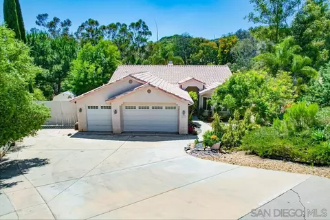 24034 Sargeant Rd, Ramona, CA 92065