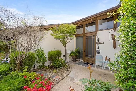 821 E 17th Ave, Escondido, CA 92025 photo 5