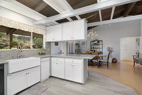 821 E 17th Ave, Escondido, CA 92025 photo 9
