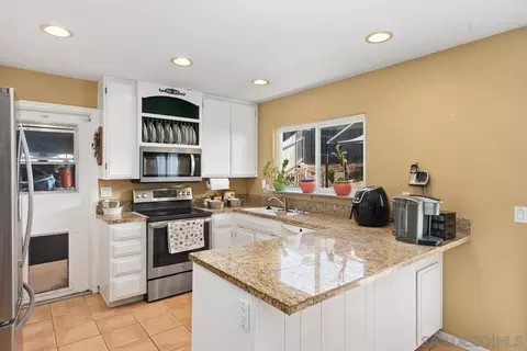 8562 Wintergardens Blvd, Lakeside, CA 92040 photo 3