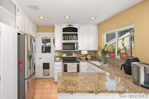 8562 Wintergardens Blvd, Lakeside, CA 92040 photo 11