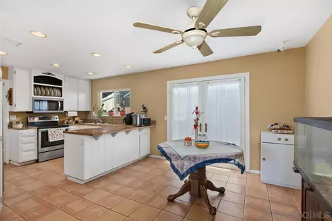 8562 Wintergardens Blvd, Lakeside, CA 92040 photo 10
