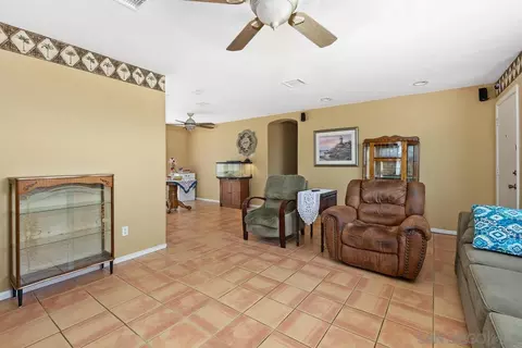 8562 Wintergardens Blvd, Lakeside, CA 92040 photo 6