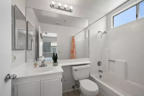 Bath - 8902 Arlingdale Way, Spring Valley, CA 91977 photo 3 of 3