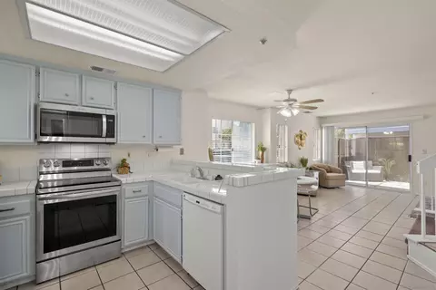 Kitchen - 8902 Arlingdale Way, Spring Valley, CA 91977 photo 1 of 4