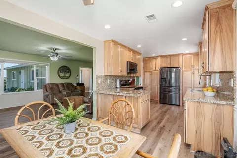 1645 Calavo Rd, Fallbrook, CA 92028 photo 5