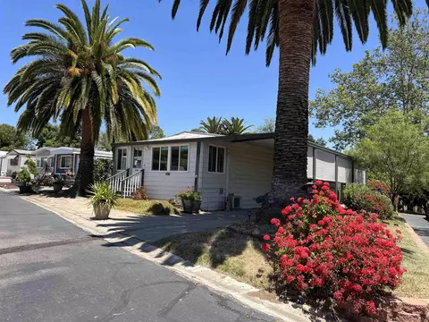 2030 Black Canyon Rd #18, Ramona, CA 92065