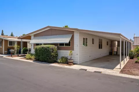 9255 Magnolia Ave #52, Santee, CA 92071
