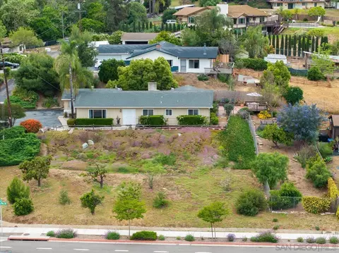 1260 Bear Valley Pkwy, Escondido, CA 92027