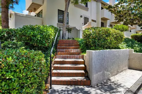 2748 Ariane Dr #144, San Diego, CA 92117