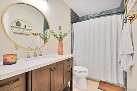 Bath - 901 N Fig St #E, Escondido, CA 92026 photo 1 of 4