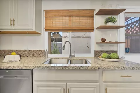 Kitchen - 901 N Fig St #E, Escondido, CA 92026 photo 4 of 6