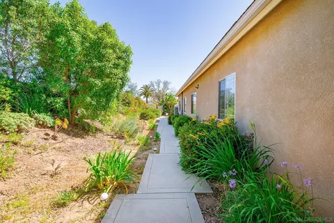2142 Eastom Way, Fallbrook, CA 92028 photo 48