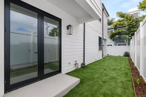 Exterior - 711 F Ave, Coronado, CA 92118 photo 7 of 7