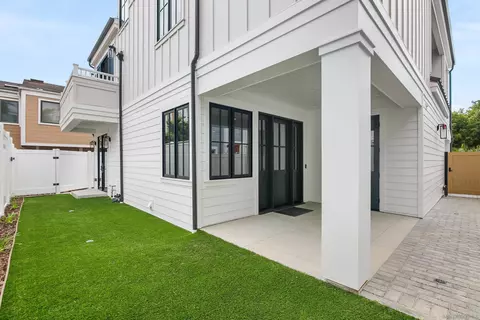 Exterior - 711 F Ave, Coronado, CA 92118 photo 6 of 7