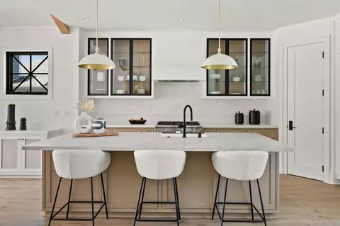Kitchen - 711 F Ave, Coronado, CA 92118 photo 2 of 5