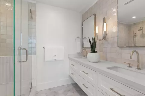 Bath - 711 F Ave, Coronado, CA 92118 photo 1 of 7
